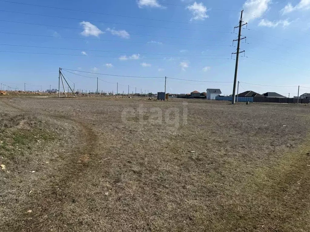 Участок в Крым, Сакский район, с. Уютное  (12.0 сот.) - Фото 1