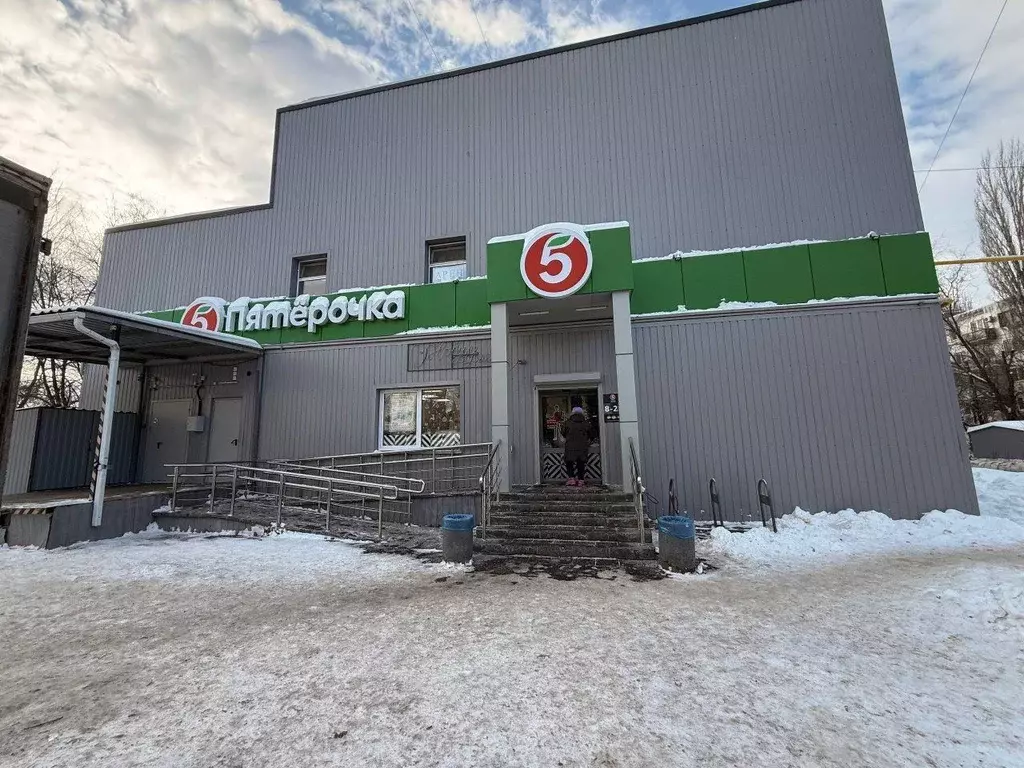 Офис в Саратовская область, Энгельс ул. Колотилова, 6 (300 м) - Фото 1