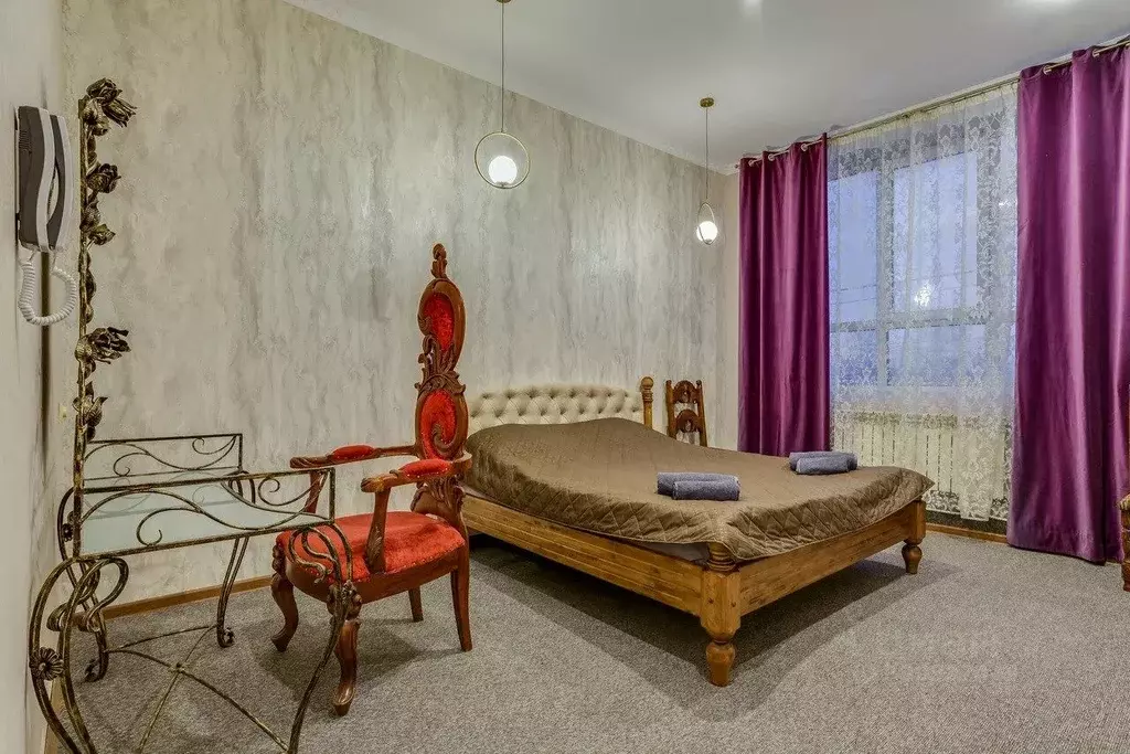 Комната Омская область, Омск Авиационная ул., 7 (28.0 м) - Фото 1