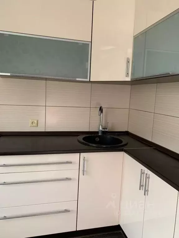 1-к кв. Калининградская область, Калининград ул. Генерала Толстикова, ... - Фото 1