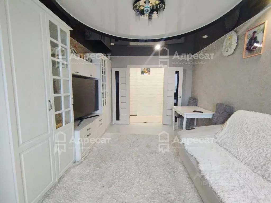 3-к кв. Волгоградская область, Волжский ул. Мира, 131 (65.7 м) - Фото 1