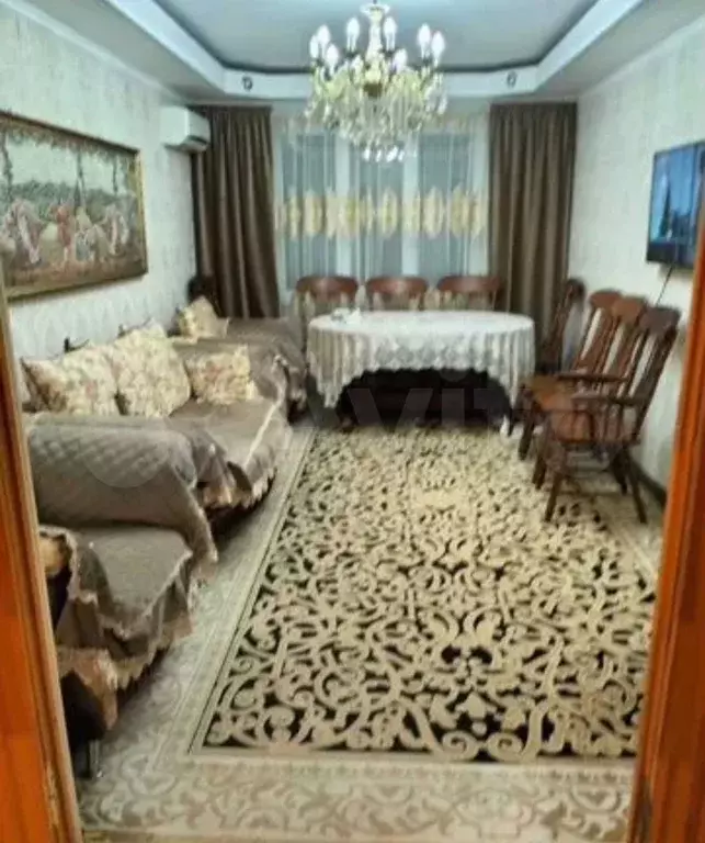 3-к. квартира, 72 м, 1/9 эт. - Фото 1