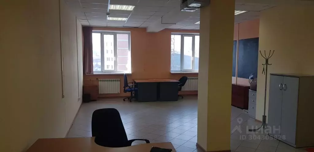 Офис в Иркутская область, Иркутск ул. Поленова, 1/1 (50 м) - Фото 1