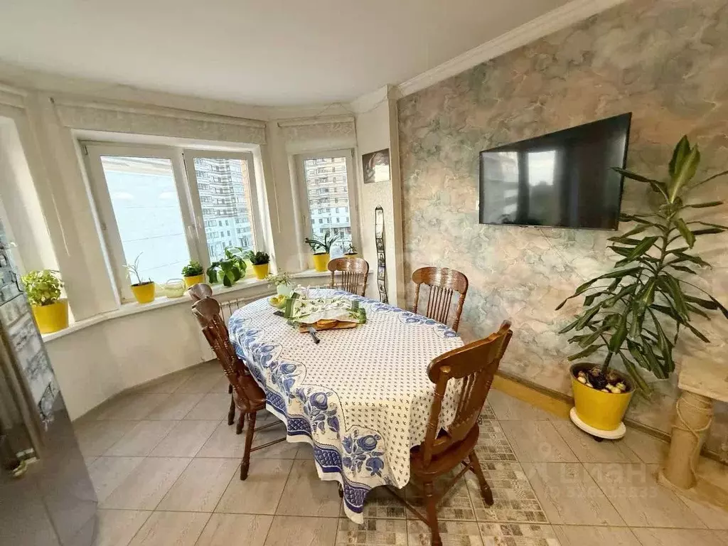 3-к кв. Московская область, Ногинск Богородский городской округ, ул. ... - Фото 1