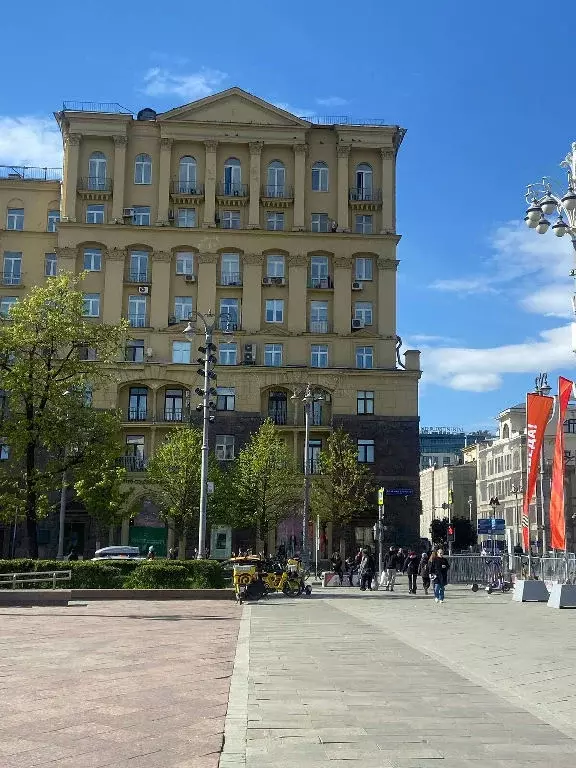Продается 4-комнатная квартира - Фото 1