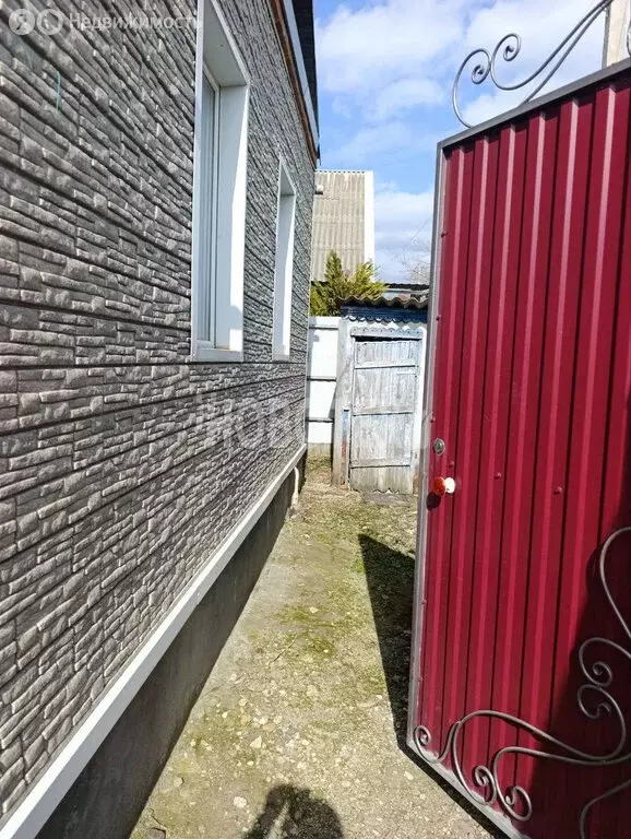 Дом в Кропоткин, улица Халтурина, 10 (67 м) - Фото 2