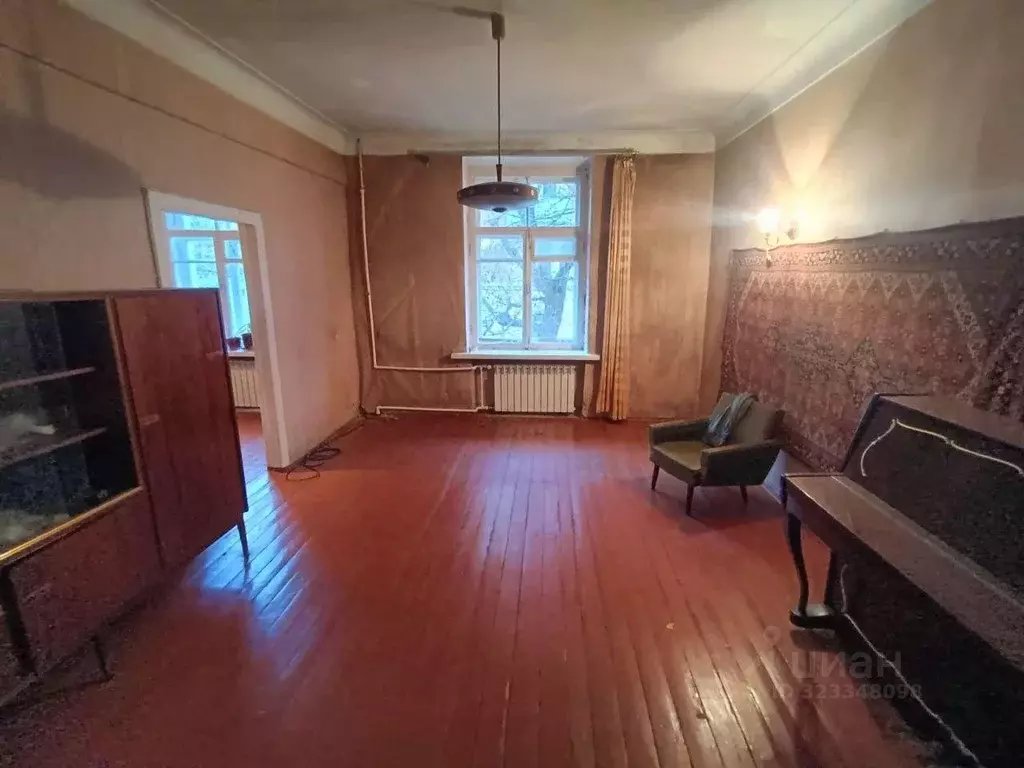 3-к кв. Ярославская область, Рыбинск Молодежная ул., 11 (81.0 м) - Фото 1