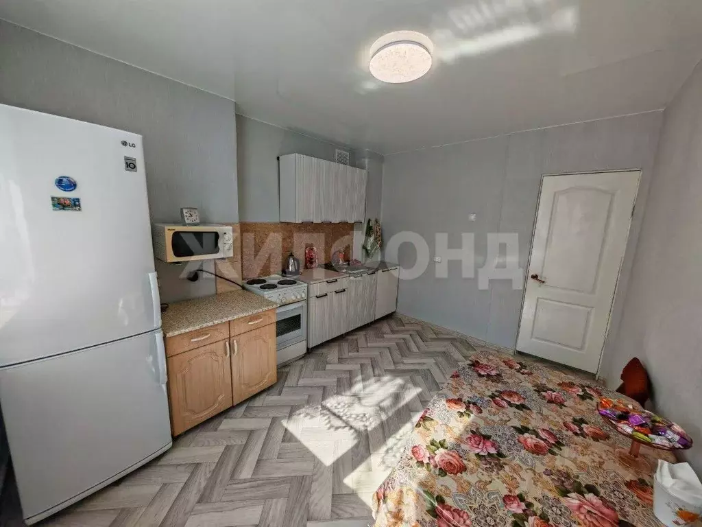 1-к кв. Новосибирская область, Бердск ул. Попова, 3 (38.0 м) - Фото 1