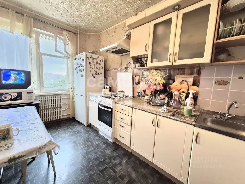 3-к кв. Волгоградская область, Волгоград Гражданская ул., 22 (67.4 м) - Фото 0