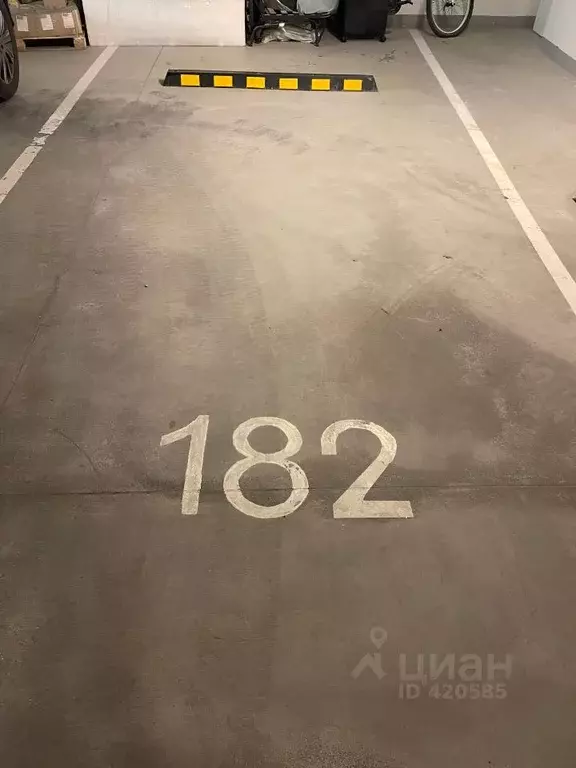 Гараж в Москва Балчуг Резиденс жилой комплекс (19.6 м) - Фото 0