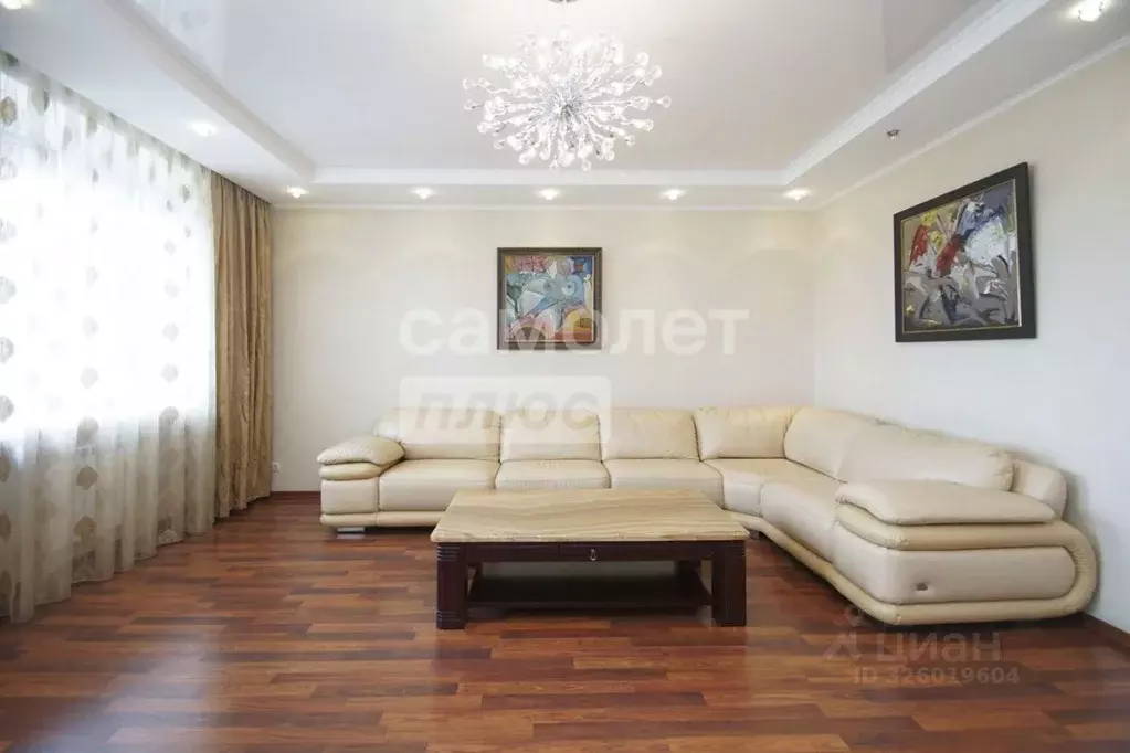 3-к кв. Омская область, Омск ул. Маршала Жукова, 101 (140.7 м) - Фото 1