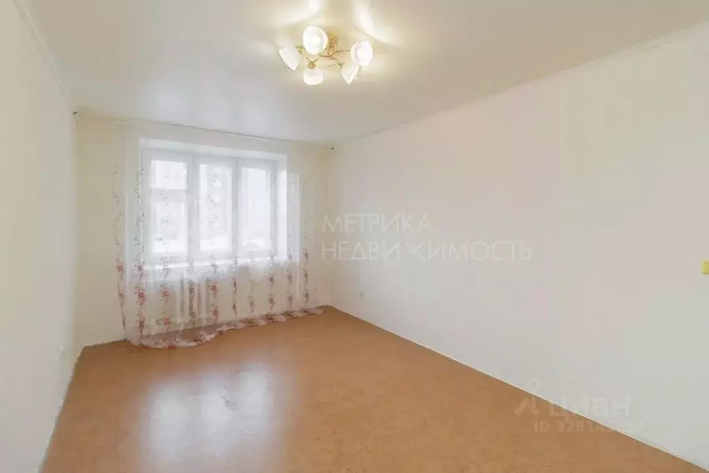 1-к кв. Тюменская область, Тюмень Олимпийская ул., 21 (32.8 м) - Фото 1