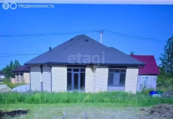 Дом в Ялуторовск, улица Тизенгаузена (120 м) - Фото 1