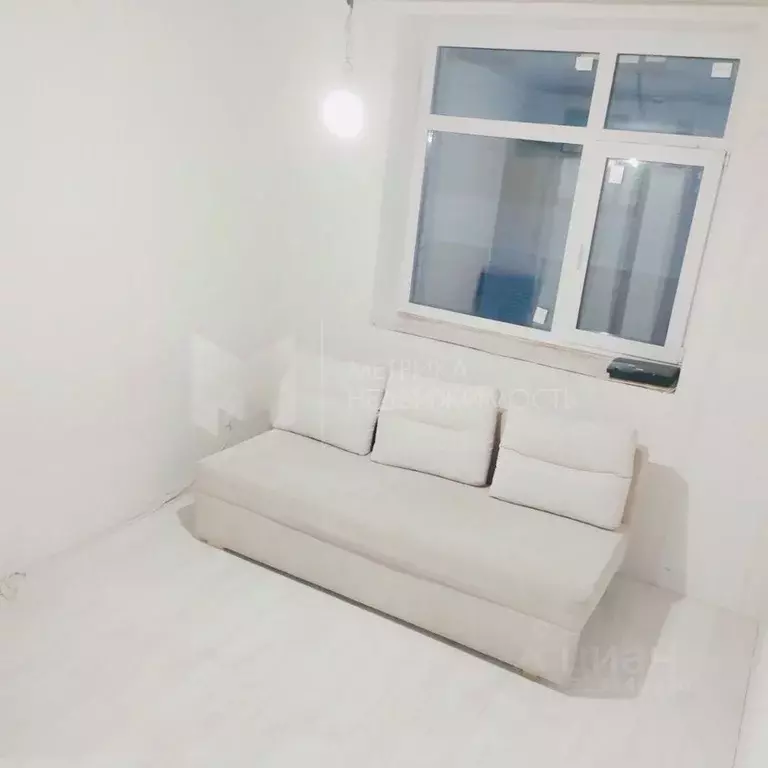 2-к кв. Тюменская область, Тюмень ул. Первооткрывателей, 10 (42.1 м) - Фото 1