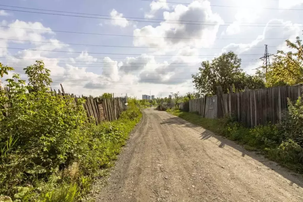 Участок в Тюменская область, Тюмень СОСН Чайка тер., ул. Мелиораторов ... - Фото 0