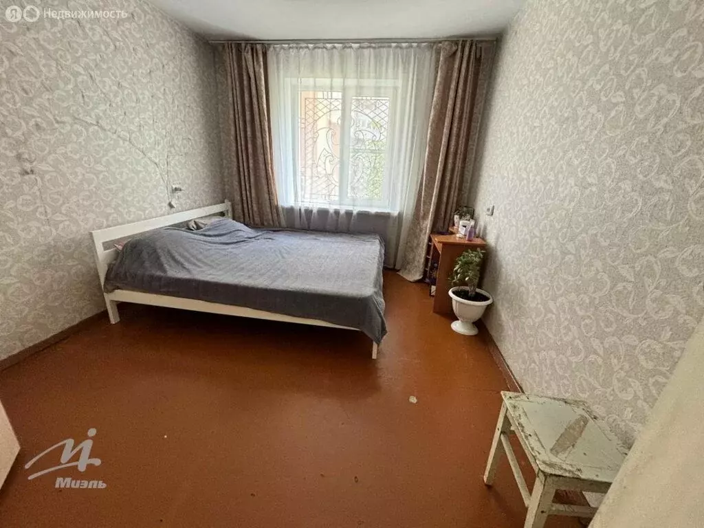 2-комнатная квартира: Барнаул, улица Юрина, 299 (50 м) - Фото 1