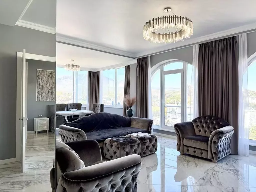 3-к кв. Крым, Алушта ул. Ленина, 21 (97.9 м) - Фото 2
