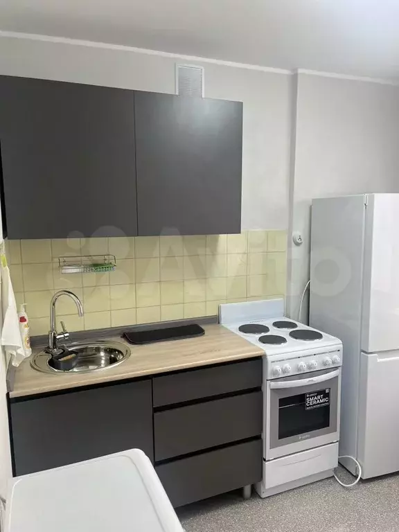 1-к. квартира, 40 м, 2/9 эт. - Фото 0
