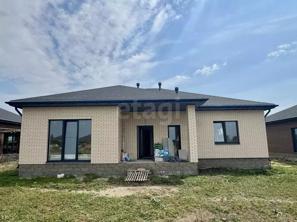 Дом в Белгородская область, Белгородский район, Разумное рп ул. ... - Фото 1