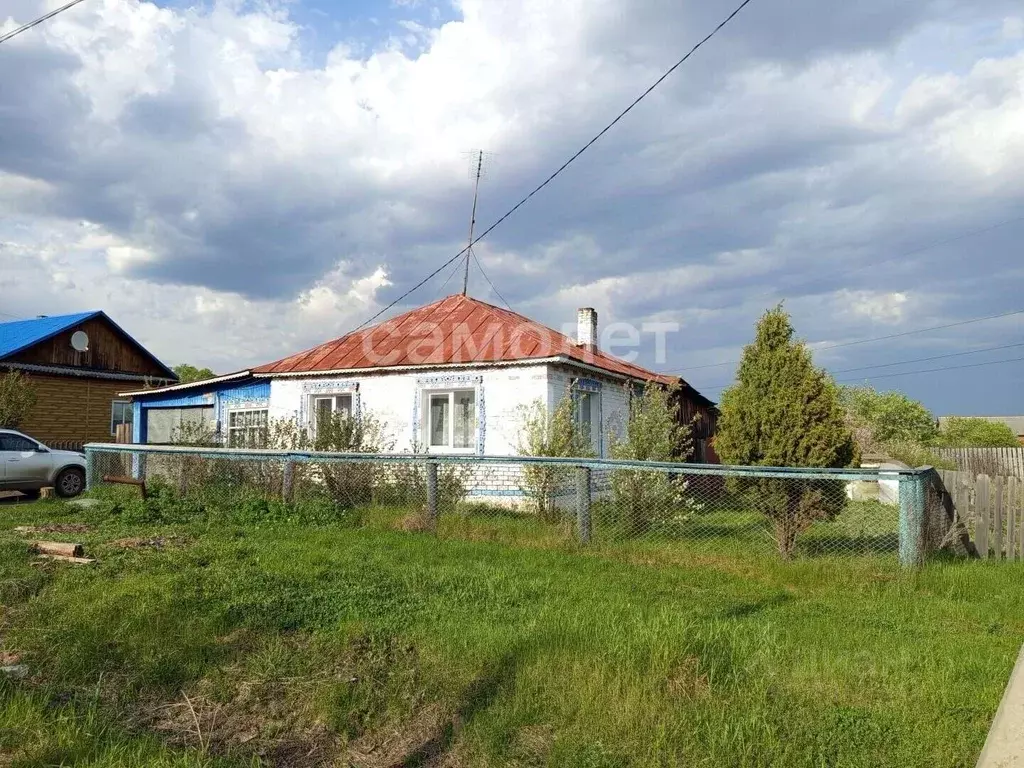 Дом в Свердловская область, Артемовский муниципальный округ, пос. ... - Фото 2