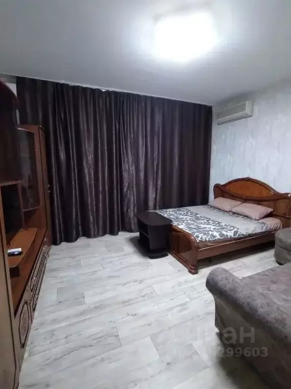 3-к кв. Волгоградская область, Волгоград ул. Аллея Героев, 2 (80.0 м) - Фото 1