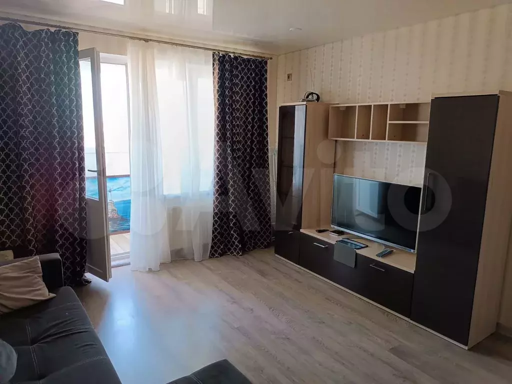 2-к. квартира, 62 м, 4/10 эт. - Фото 0