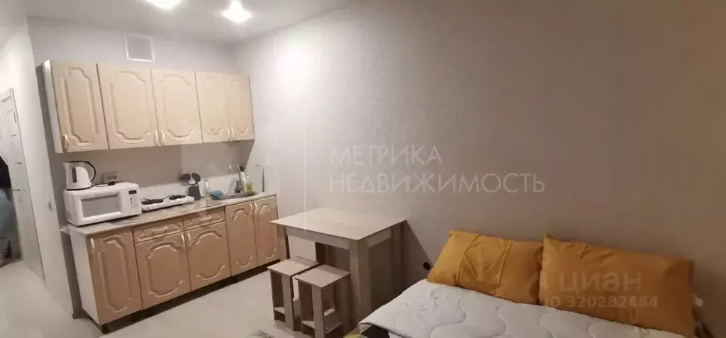 Студия Тюменская область, Тюмень ул. Вице-адмирала Воронцова, 5 (24.4 ... - Фото 1