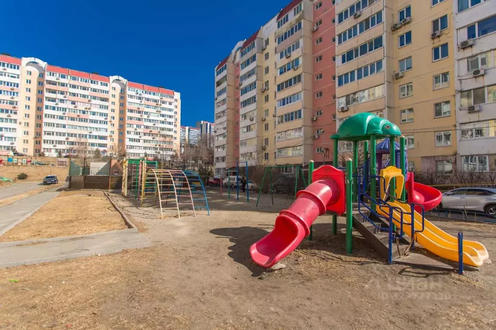 2-к кв. Приморский край, Владивосток Русская ул., 57Г (56.5 м) - Фото 2