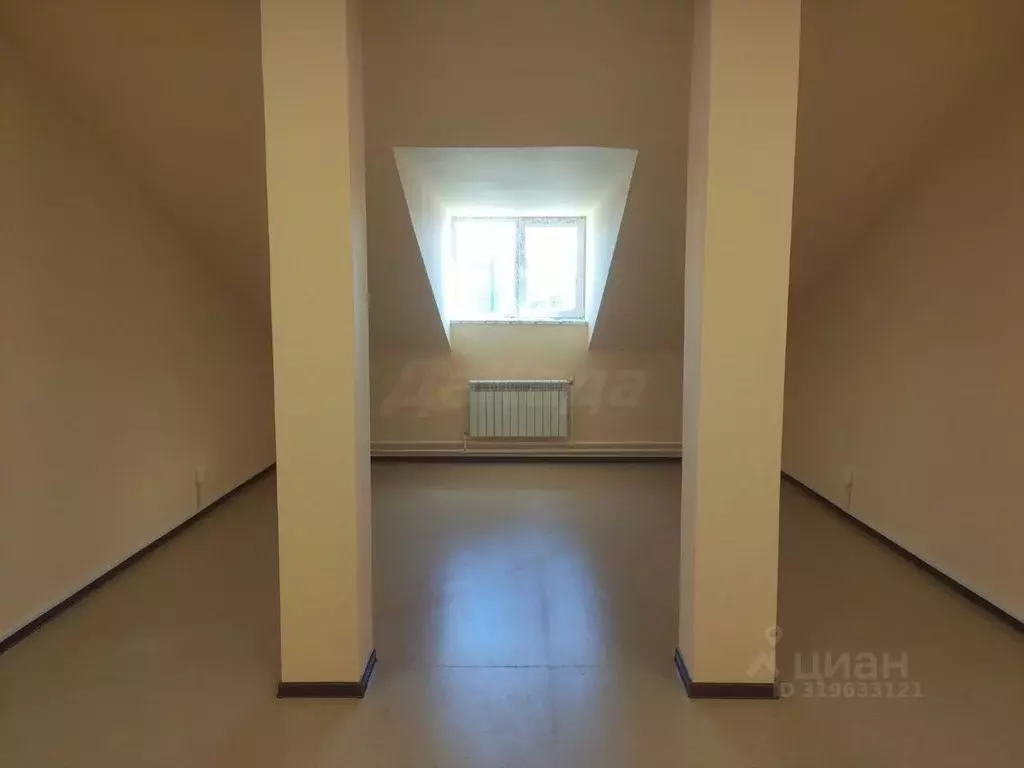 Офис в Ульяновская область, Ульяновск Октябрьская ул., 22с15 (630 м) - Фото 0