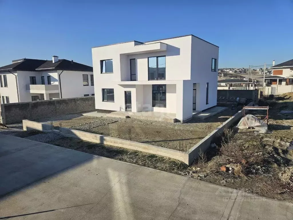 Дом в Краснодарский край, Новороссийск городской округ, с. Мысхако ул. ... - Фото 1