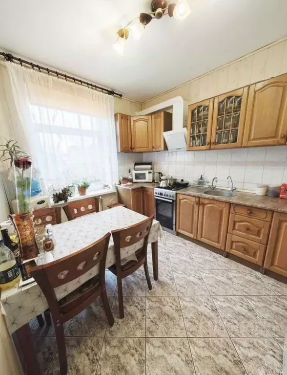 3-к кв. Калининградская область, Гусев ул. Малахова, 5 (68.0 м) - Фото 1