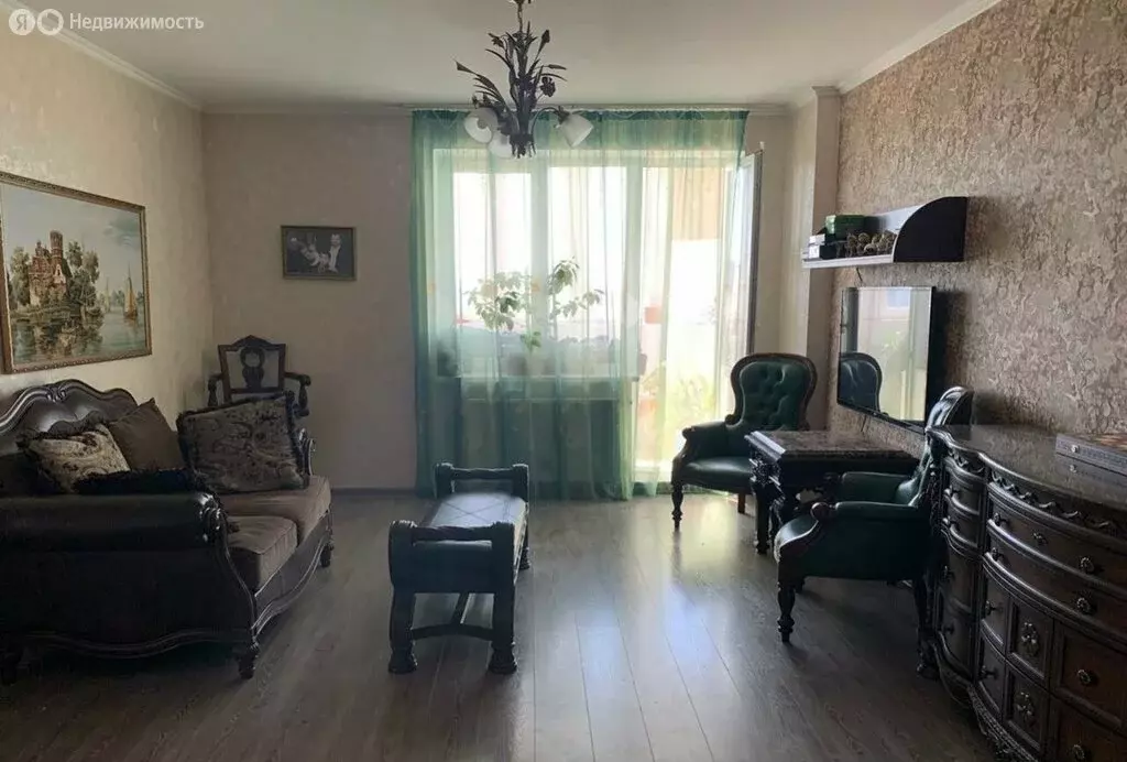 3-комнатная квартира: Калининград, Батальная улица, 94 (88.3 м) - Фото 1