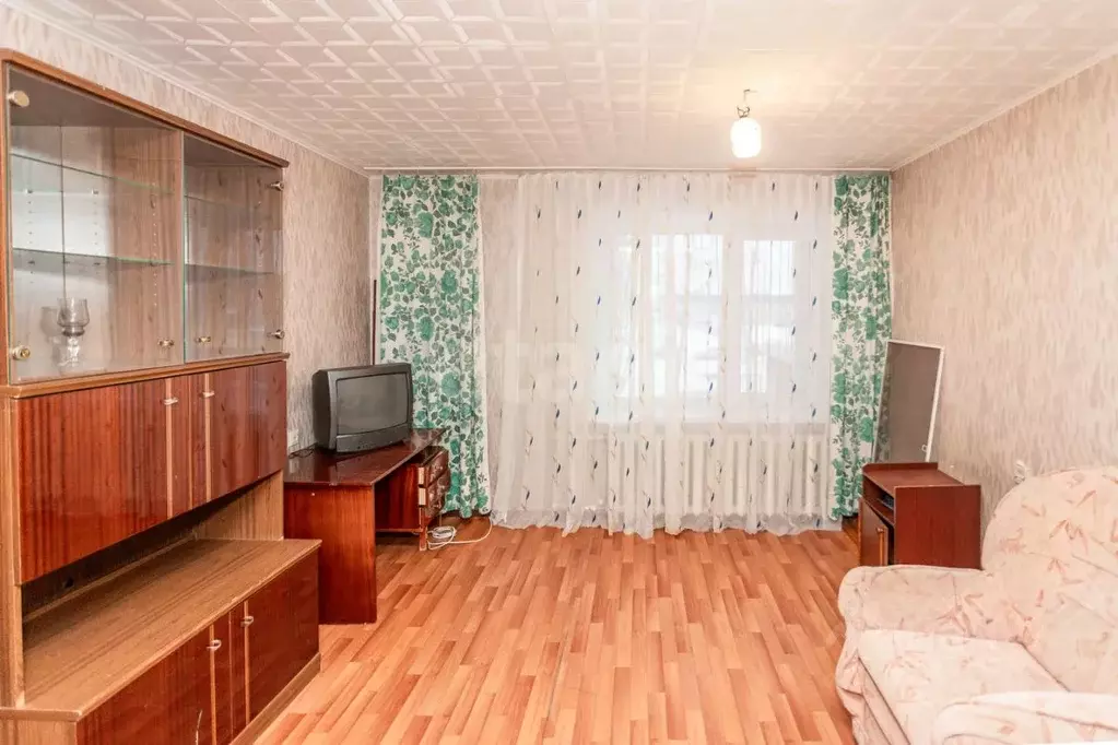 Комната Татарстан, Набережные Челны Цветочный бул., 9/24Г (31.4 м) - Фото 1
