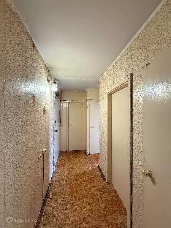 Продаётся 4-к квартира, 60 м - Фото 1