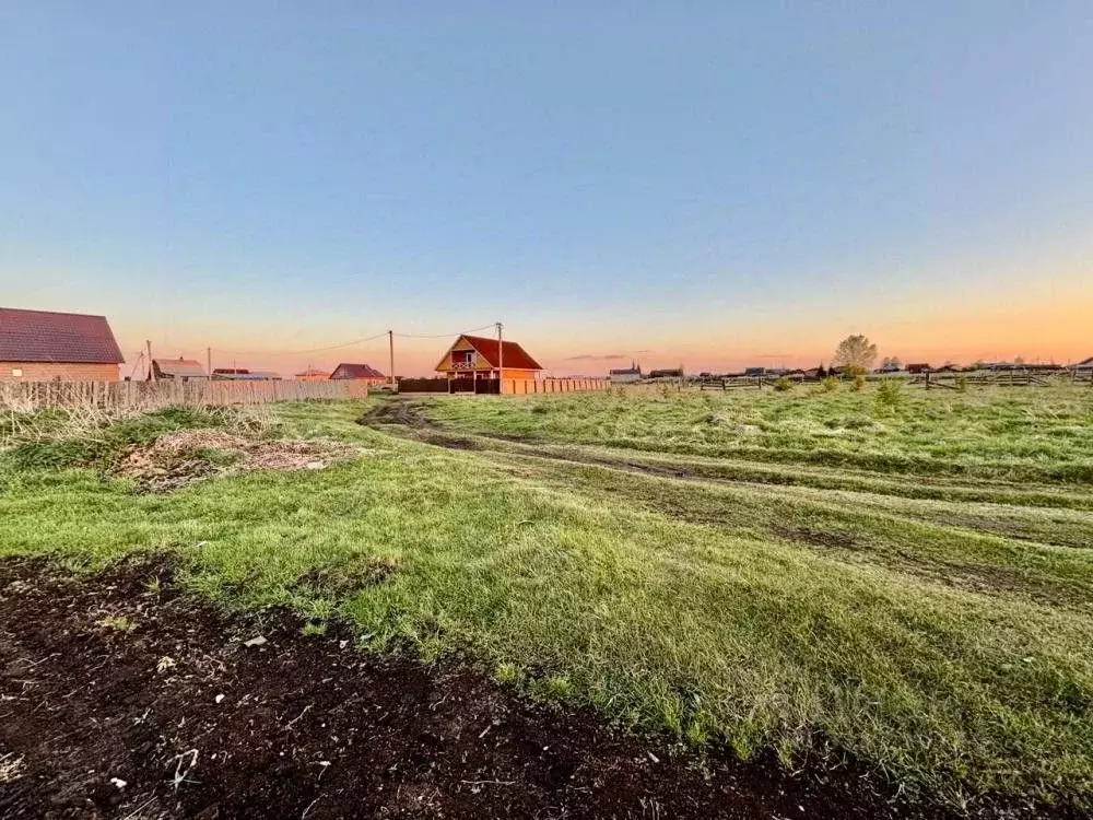 Участок в Иркутская область, Иркутский муниципальный округ, с. ... - Фото 0