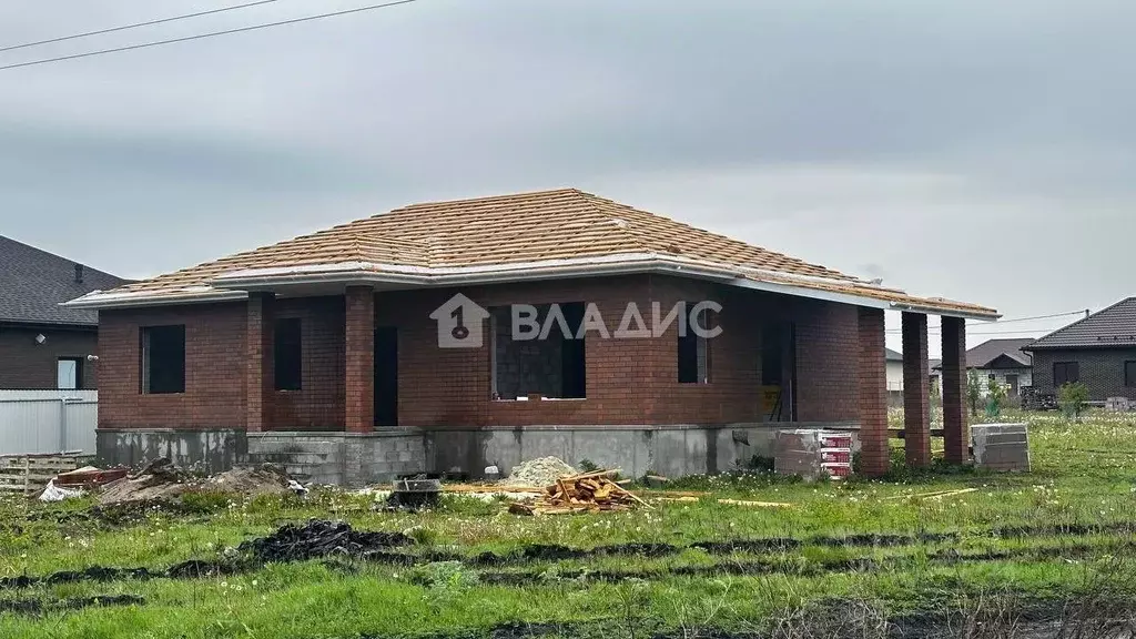 Дом в Белгородская область, Белгородский район, с. Стрелецкое ул. ... - Фото 1