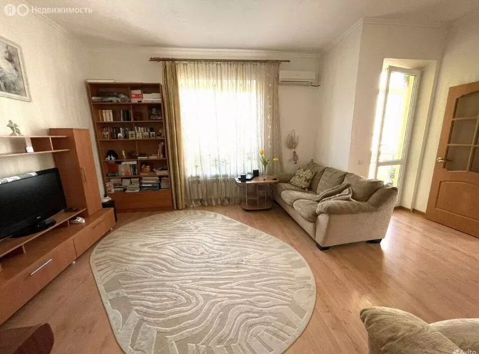 1-комнатная квартира: Аксай, улица Платова, 38Г (46 м) - Фото 1