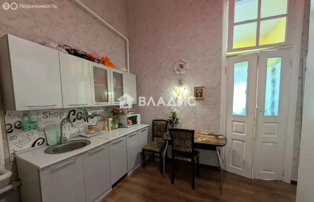1-комнатная квартира: Ейск, улица Коммунаров, 8 (28.3 м) - Фото 2