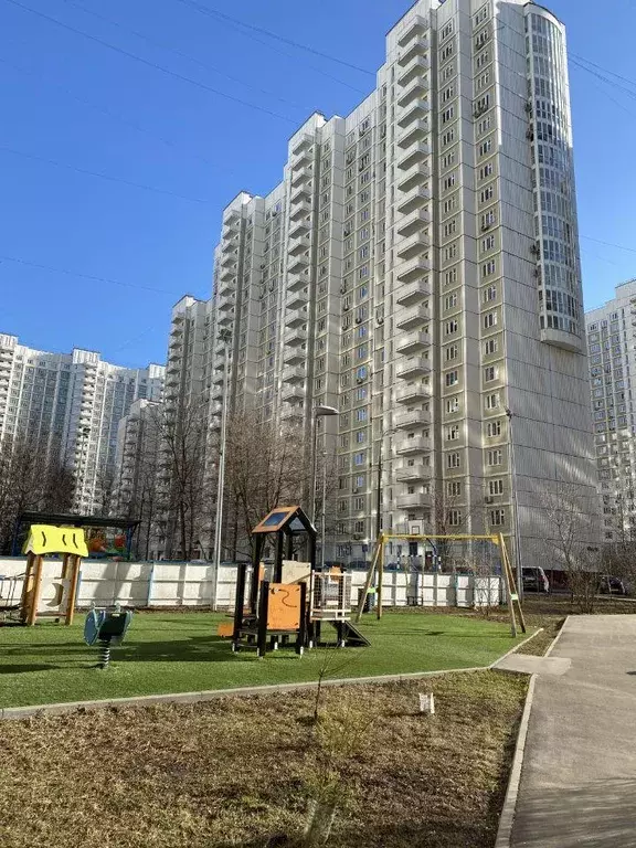 Квартира, 4 комнаты, 101 м - Фото 0