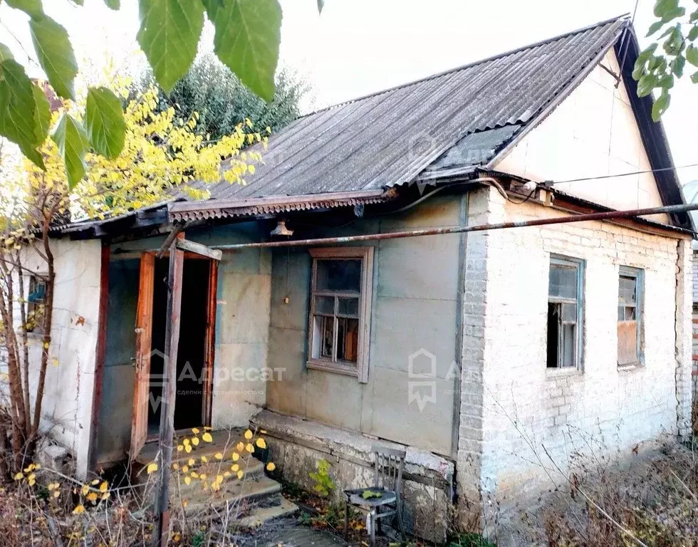 Дом в Волгоградская область, Волжский ул. Волжская (33 м) - Фото 1