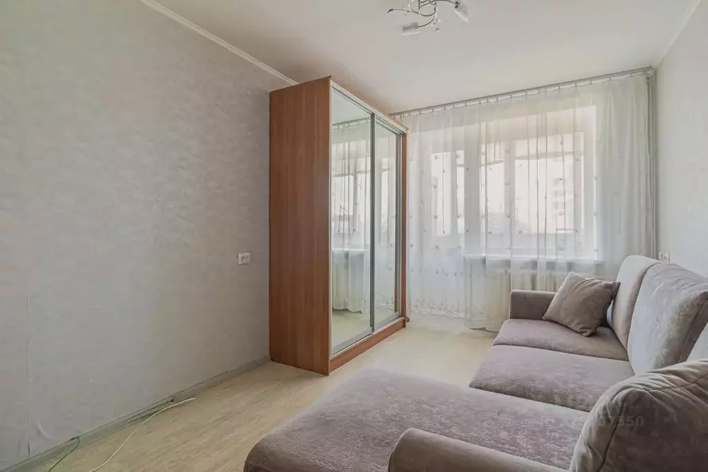 Комната Санкт-Петербург просп. Ударников, 17к1 (25.1 м) - Фото 1