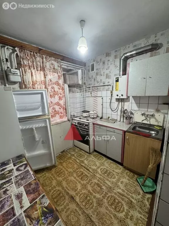 3-комнатная квартира: Евпатория, Советская улица, 8 (58.7 м) - Фото 1