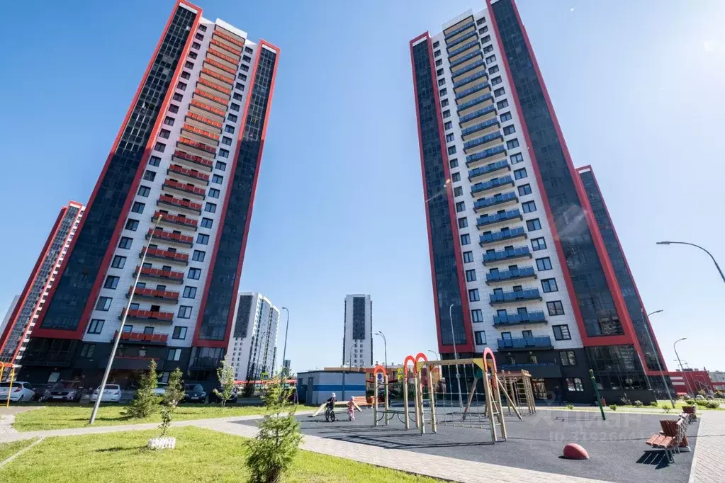 2-к кв. Татарстан, Казань ул. Родины, 26В (53.2 м) - Фото 0
