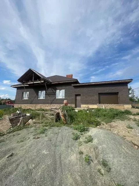 Дом в Оренбургская область, Орск пер. Евгения Маркова (376 м) - Фото 1