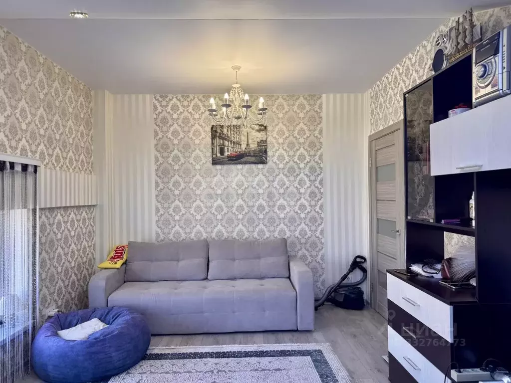 2-к кв. Крым, Симферополь ул. Железнодорожная (54.2 м) - Фото 1