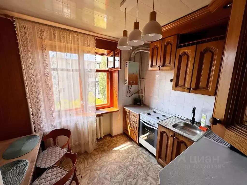 2-к кв. Ростовская область, Новочеркасск Парковый просп., 16 (48.0 м) - Фото 1