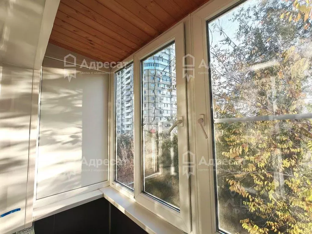 3-к кв. Волгоградская область, Волгоград Новороссийская ул., 47 (55.4 ... - Фото 1