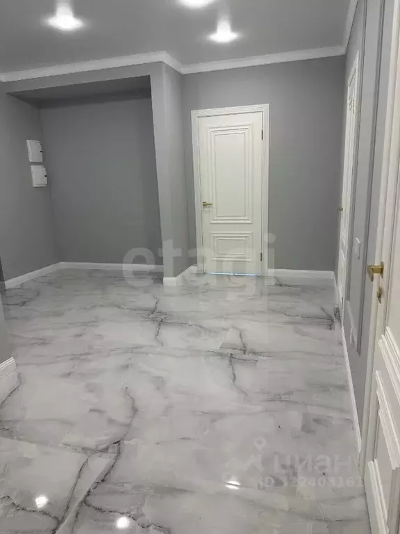 3-к кв. Северная Осетия, Владикавказ ул. Астана Кесаева, 48Дк2 (95.0 ... - Фото 1