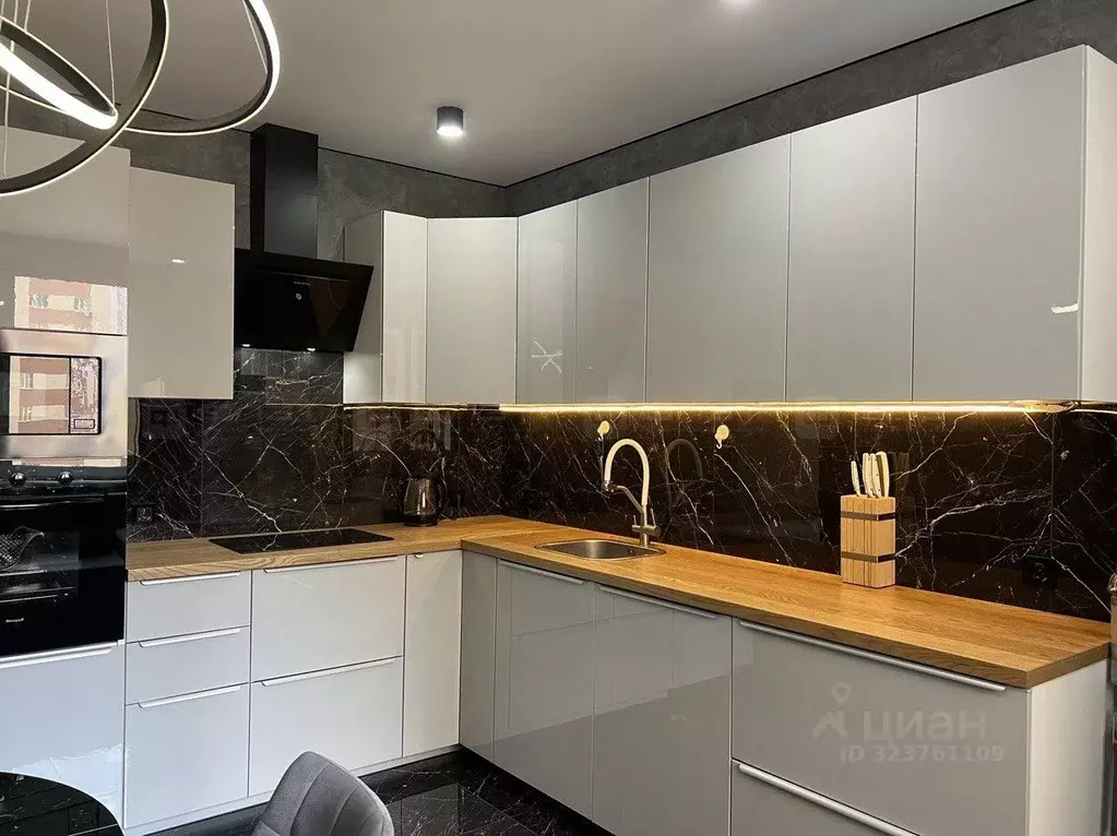 2-к кв. Татарстан, Казань ул. Адоратского, 1Б (51.0 м) - Фото 1