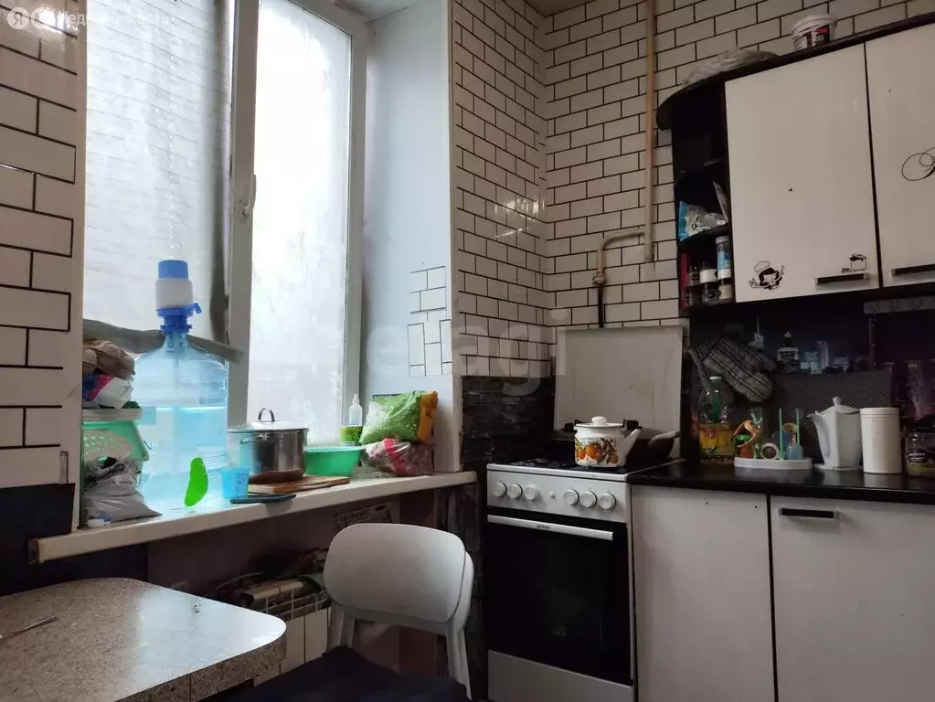 3-комнатная квартира: Миасс, улица 60 лет Октября, 26 (68.2 м) - Фото 1